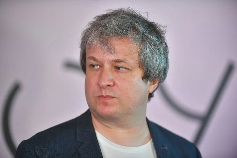 долин