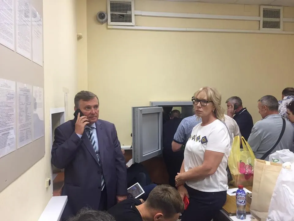 Украинскому омбудсмену не удалось встретиться с Олегом Сенцовым