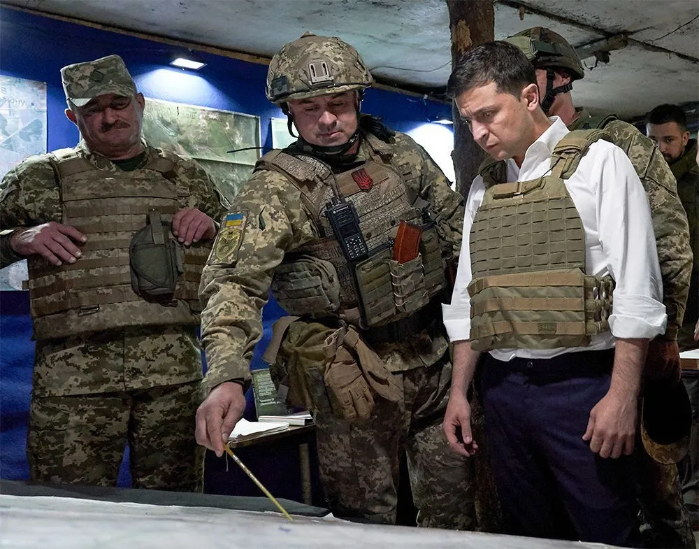 Зеленский и военные