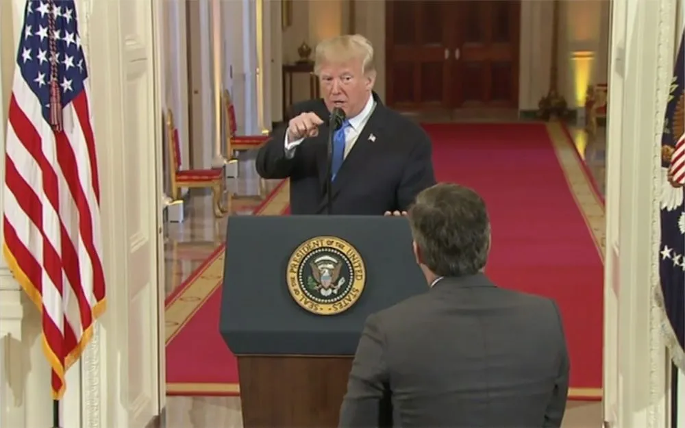 Белый дом аннулировал пропуск журналиста CNN после конфликта с Трампом на пресс-конференции