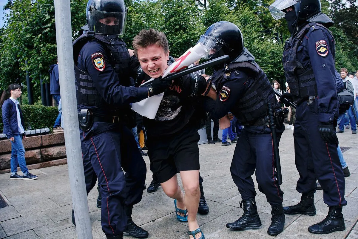 Задержание на митинге 1