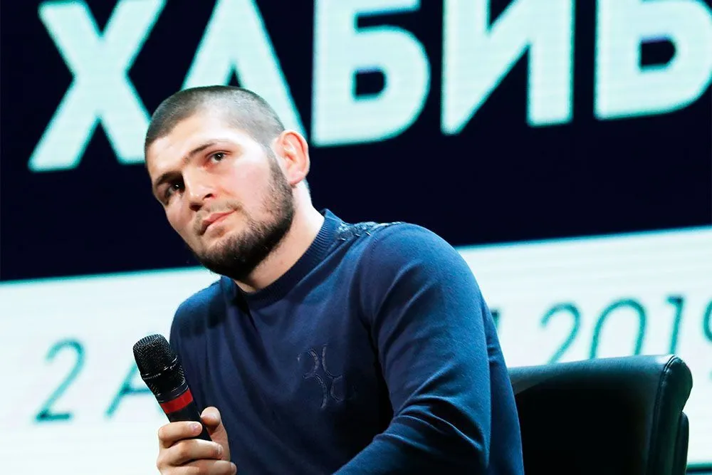 Хабиб Нурмагомедов возглавил список Forbes самых успешных звезд России до 40 лет