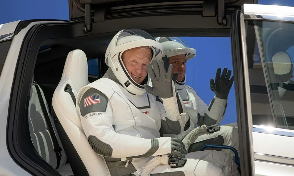 crew dragon 1