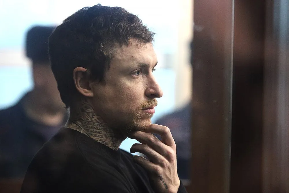 Суд в Москве вновь продлил арест футболистам Павлу Мамаеву и Александру Кокорину