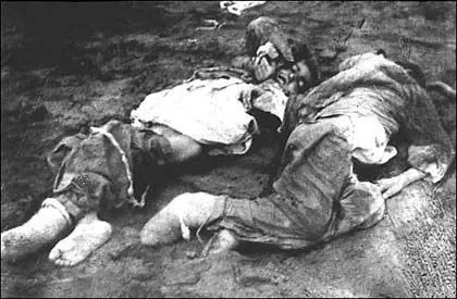 Умершие от голода два армянских мальчика, 1915-1916гг.