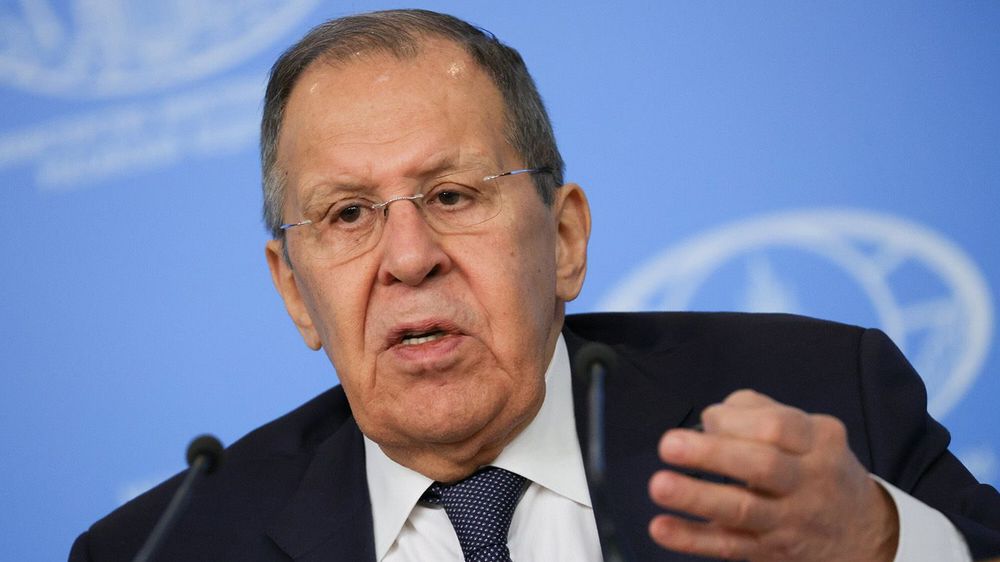 Пресс-конференция министра иностранных дел РФ Сергея Лаврова