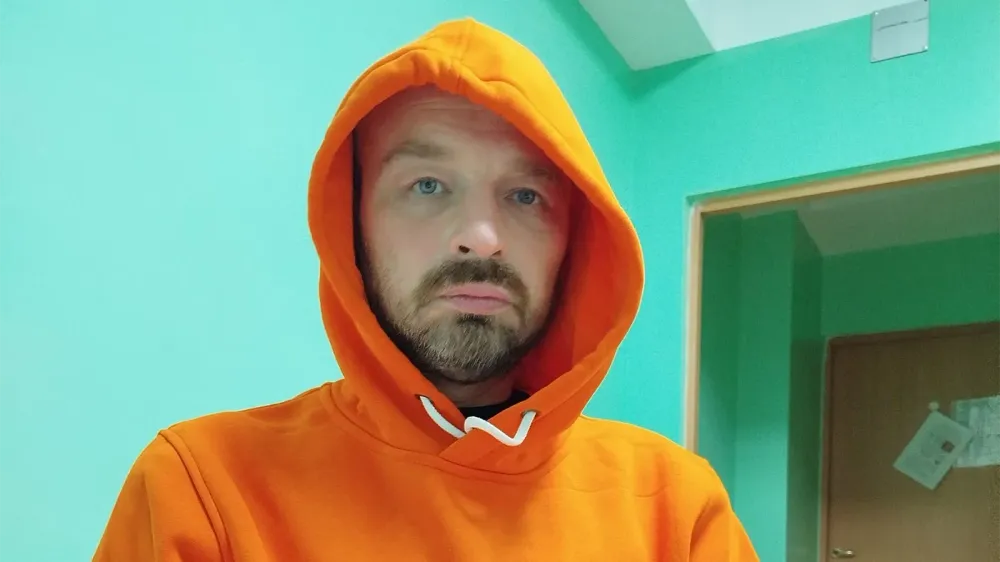 13UjUTbj3Eg