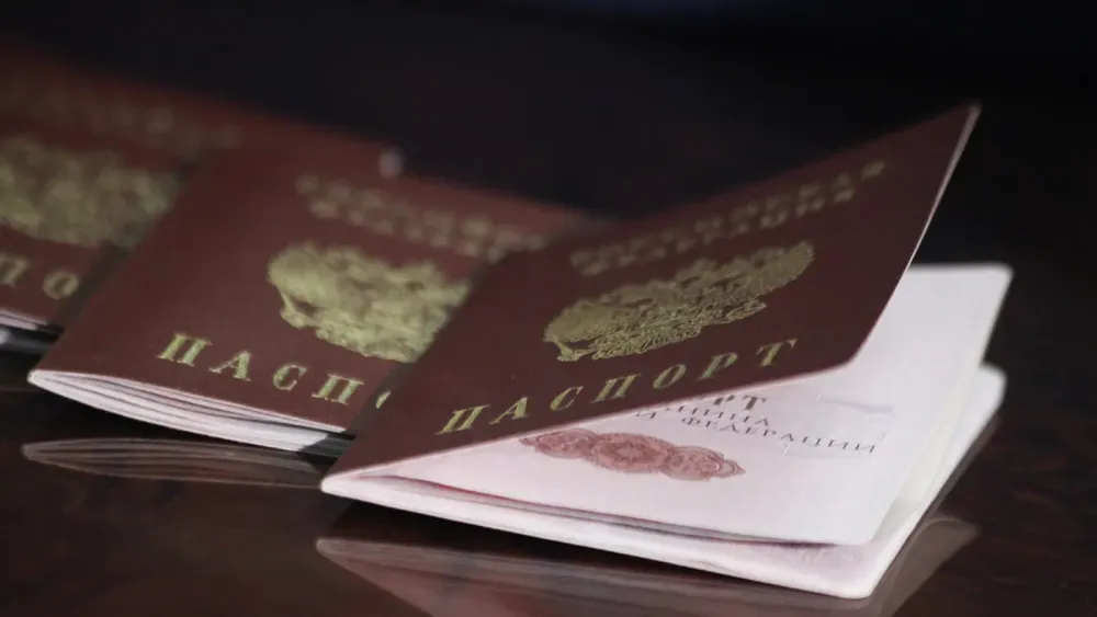 436195