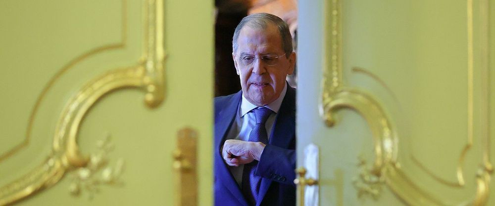 Лавров: Россия не торопится с признанием режима талибов в Афганистане