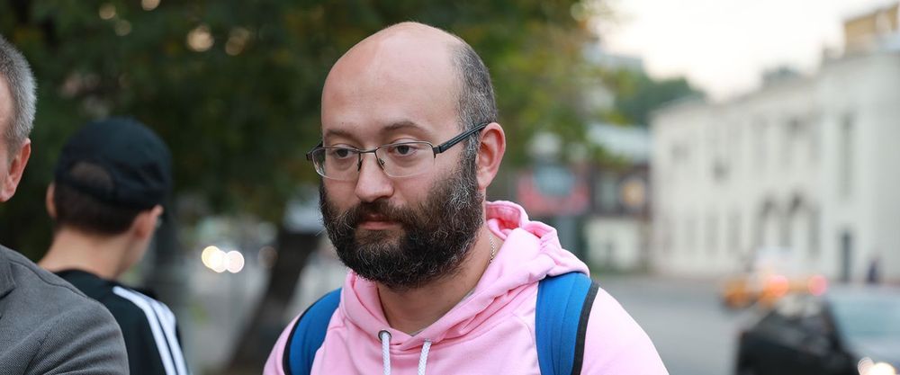 4d757195bdbd756420abd5466f3c812b