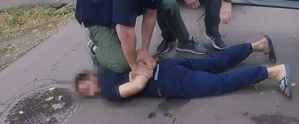 Силовики предотвратили теракты ИГ в нескольких регионах России