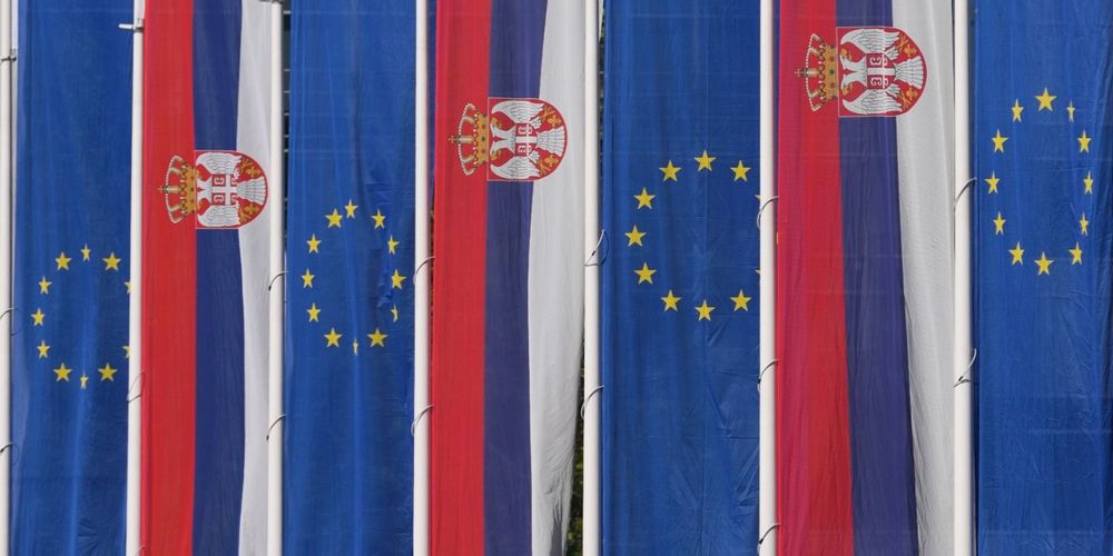 «Вопрос антироссийских санкций открыт»: выдержит ли Сербия давление ЕС из-за РФ