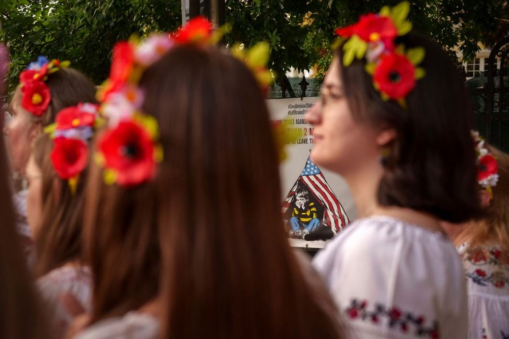 Защита на исходе: в США обсуждают судьбу более 100 тысяч украинцев