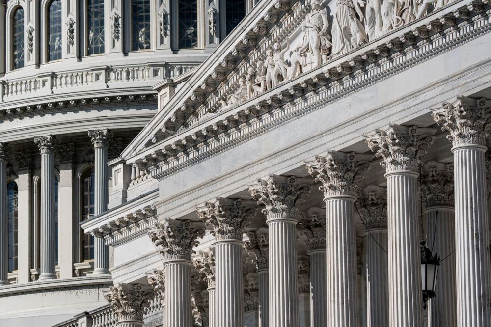 США не будут атаковать Иран до промежуточных выборов в Конгресс — Трамп