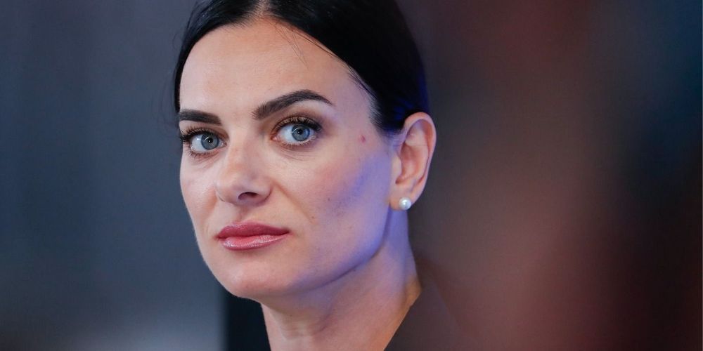 Исинбаева ответила на вопрос о возвращении в Россию