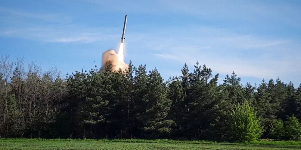 Горят заводы, мосты и склады: Минобороны РФ отчиталось об ударах по целям на Украине