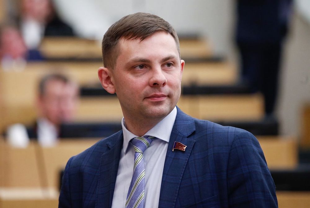 Лидера коммунистов Коми Михайлова задержали в Москве по делу об оправдании терроризма