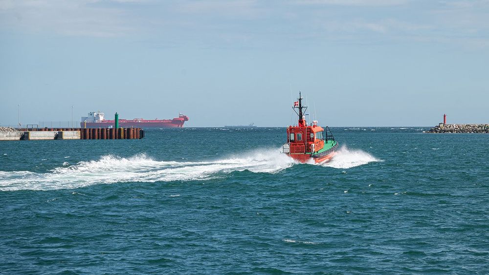 Pilot boat exiting the port of skagen in Denmark