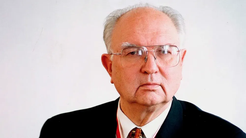 AkademikFedosov