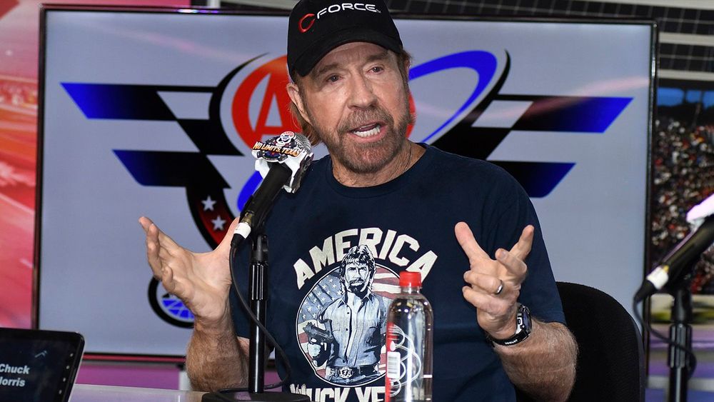 Dennis Quad,Chuck Norris