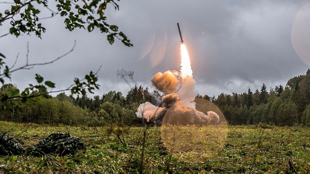 Russia Ukraine War Weapons Explainer