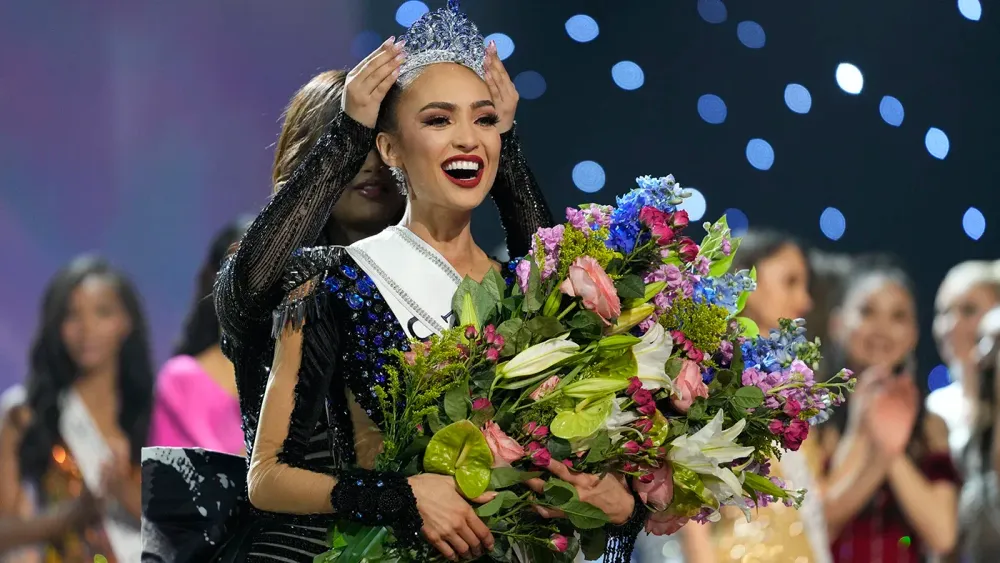 «Мисс Вселенной» стала американка. Представительница России не попала в финал