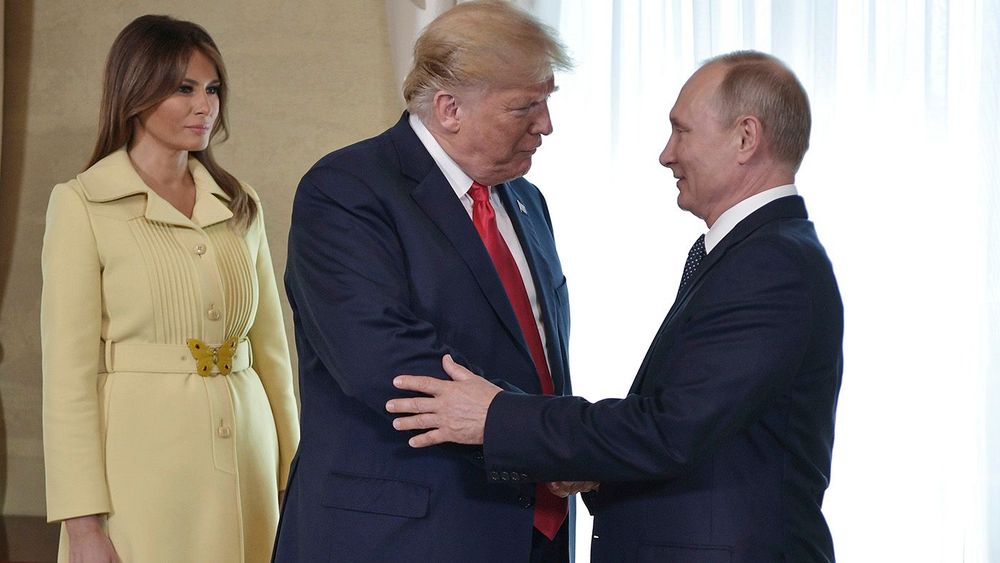 MELANIA TRUMP-PUTIN-CARTA
