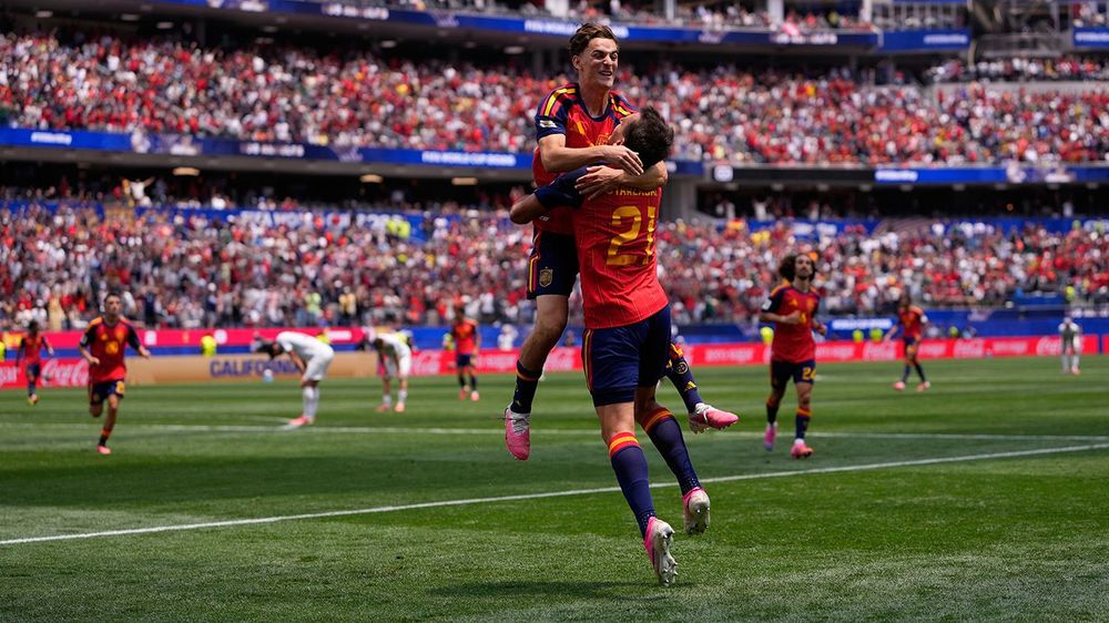APTOPIX Austria Spain WCup Soccer