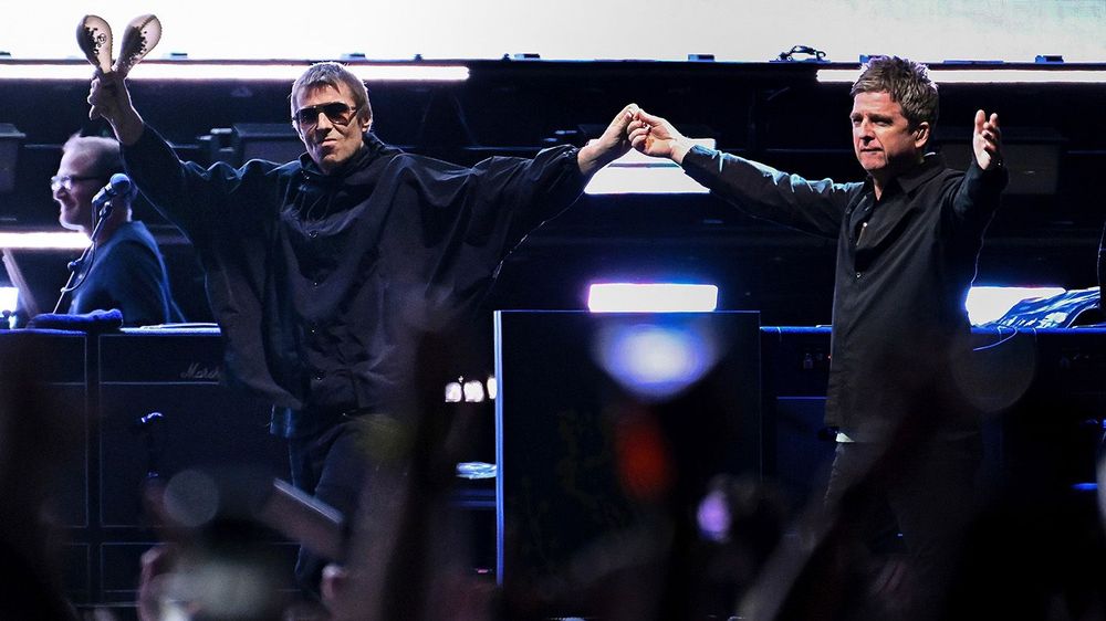 Liam Gallagher,Noel Gallagher