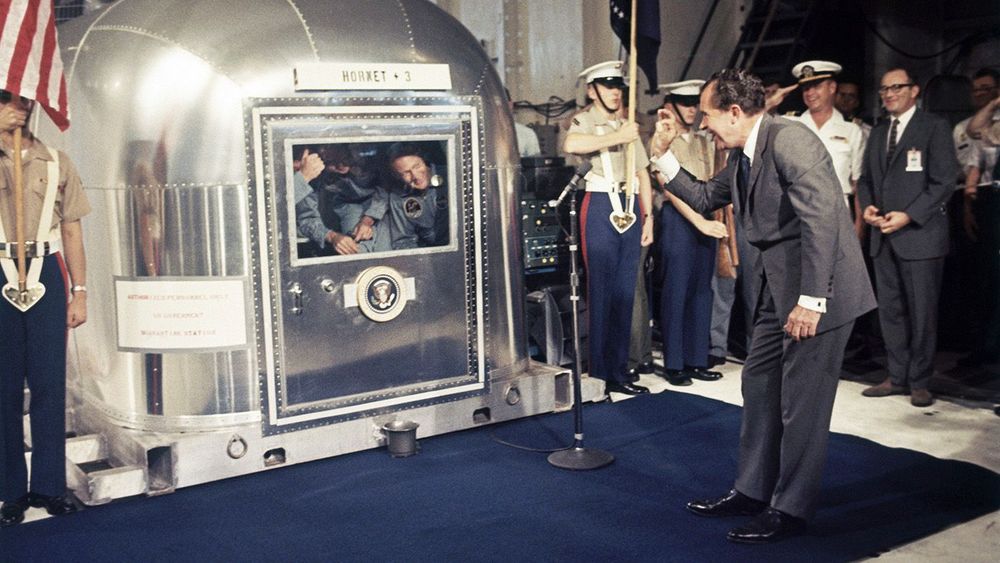 Watchf Associated Press Domestic News At Sea APHS57005 PRESIDENT NIXON - APOLLO 11 ASTRONAUTS
