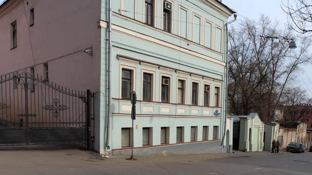 B_Nikolovorobinsky_7_Apr_2009_03