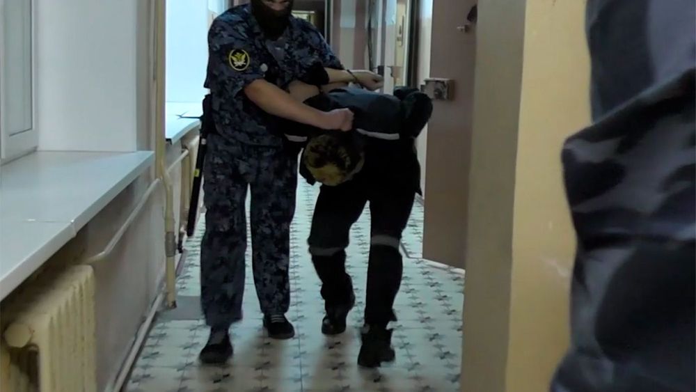 Без-имени-1