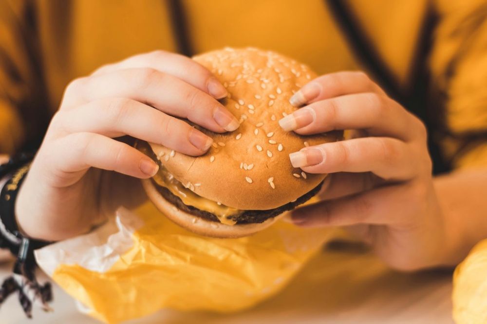 Иск к McDonald’s о происхождении мяса в бургерах рассмотрят в США