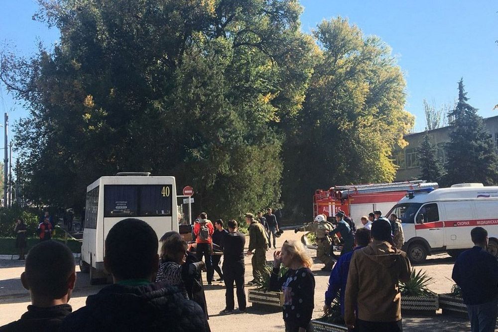 В колледже в Керчи произошел взрыв, есть погибшие
