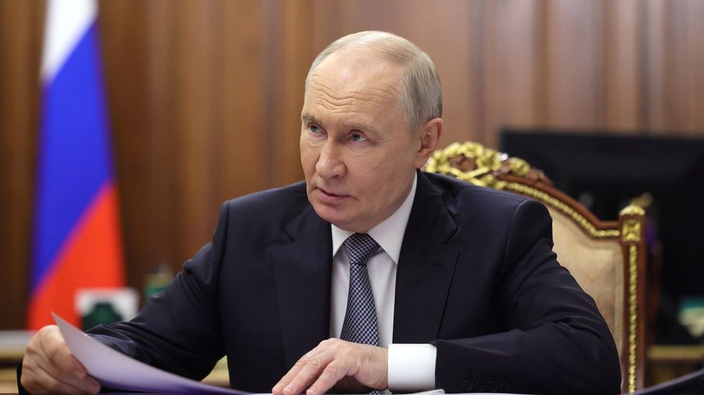 Путин отправил в отставку глав Белгородской и Брянской областей