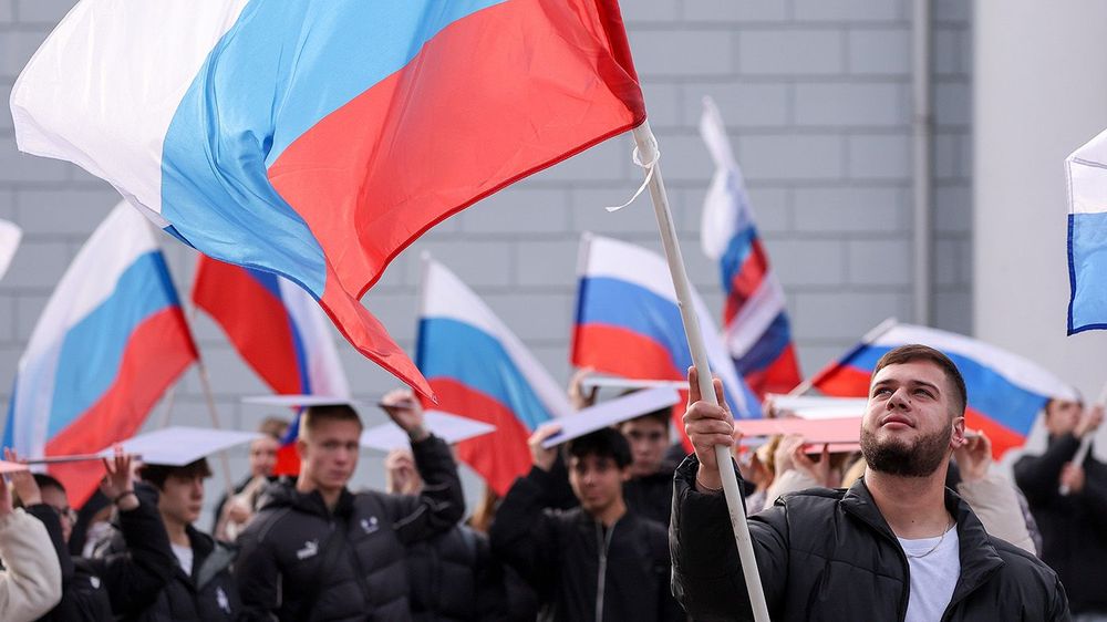 Flash mob anticipates Russia's Unity Day in Kazan