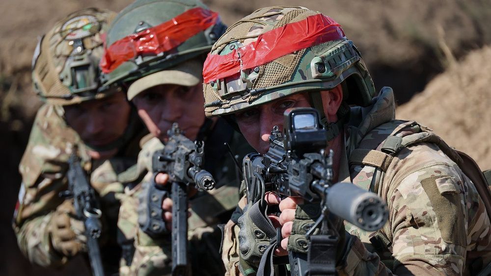 Russian assault groups hold exercise