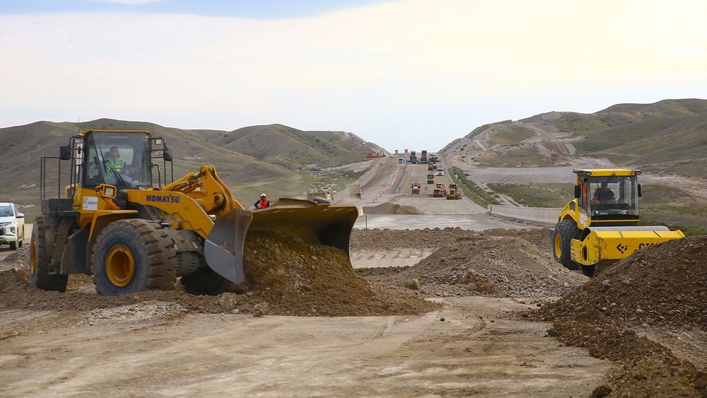Construction of roads and railways to the Zangezur Corridor continues in Azerbaijan