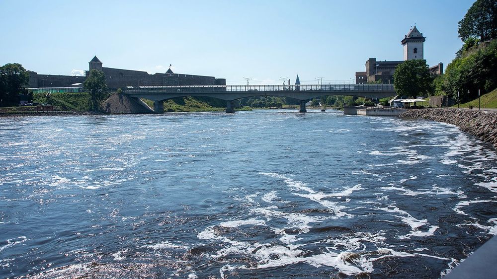 The view of the Friendship Bridge at the Narva River