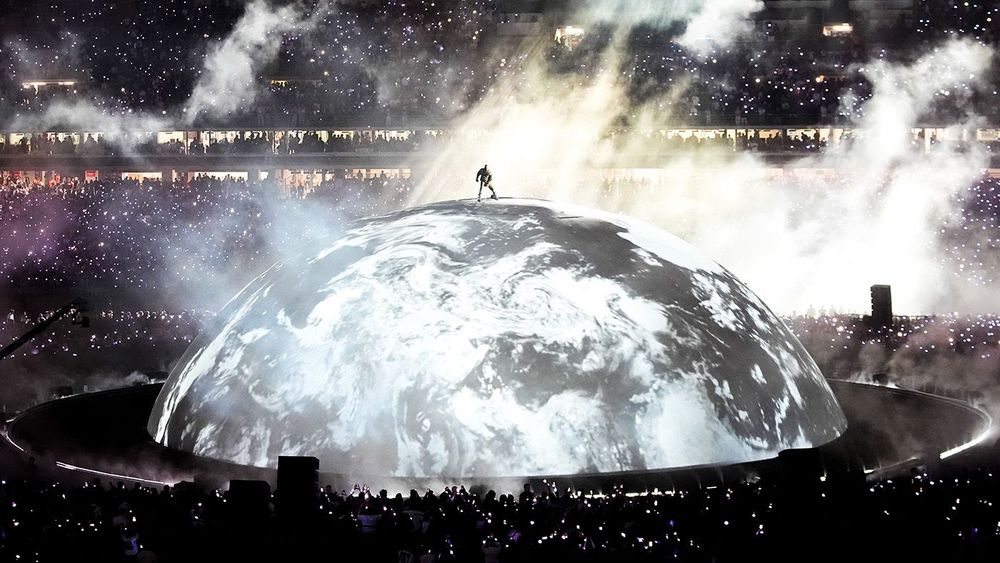 World-famous rap icon Kanye West performs in Istanbul for the first time
