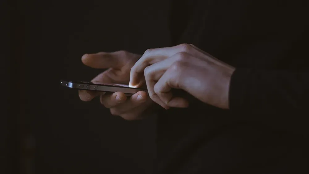 gilles-lambert-pb_lF8VWaPU-unsplash