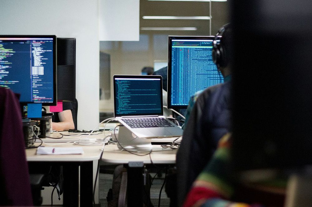 hack-capital-uv5_bsypFUM-unsplash копия
