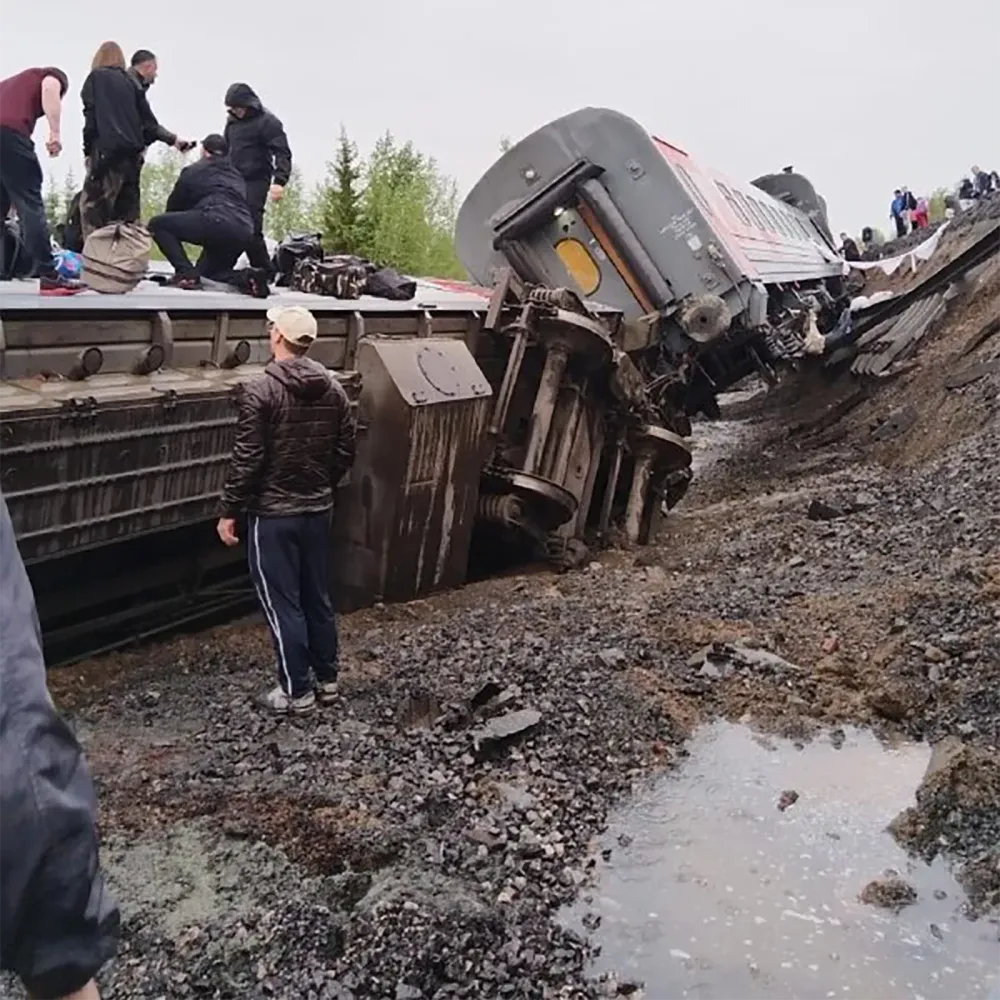 Крушение поезда в Коми