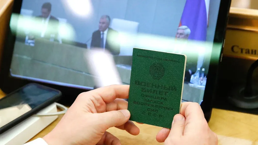 «Я сам туда рвусь». Как депутаты Госдумы отозвались на призыв присоединиться к мобилизации