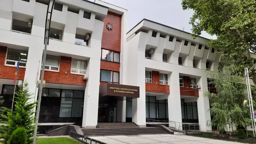 MD.C.C_-_sediul_Ministerului_Afacerilor_Externe_și_Integrării_Europene_-_aug_2022_-_02