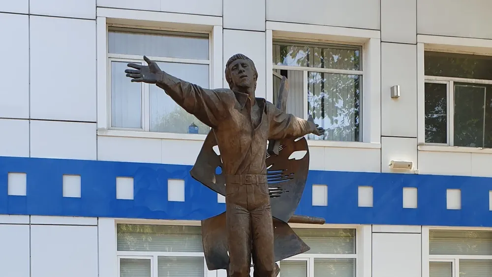 Памятник_Высоцкому_(Одесса)