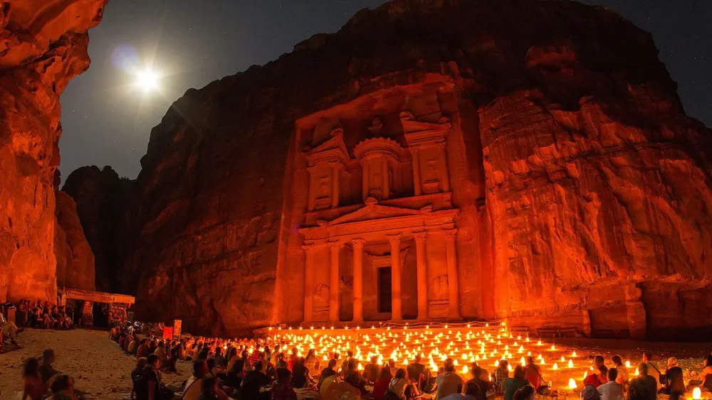 Pétra_de_nuit,_Jordanie