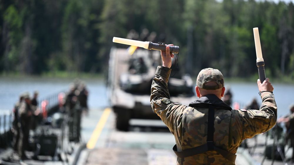 Польша армия ВС военные вооруженные силы учения солдаты бойцы оборона Минобороны