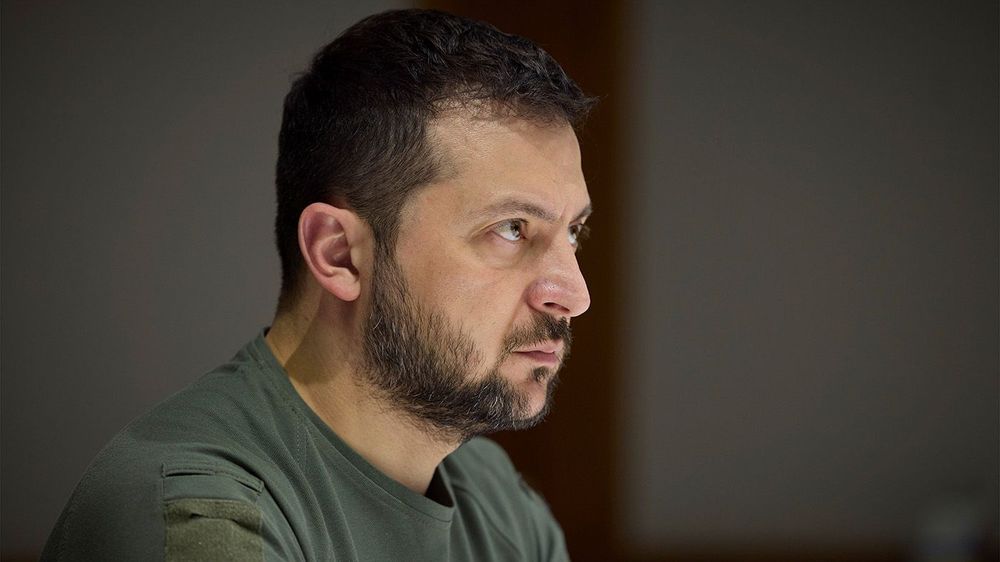 Cаммит G20 на острове Бали. На фото: президент Украины Владимир Зеленский во время выступления на саммите G20 по видеосвязи