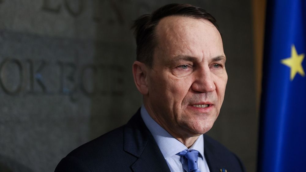 Polish Foreign Minister Sikorski sums up his US visit in Warsaw
